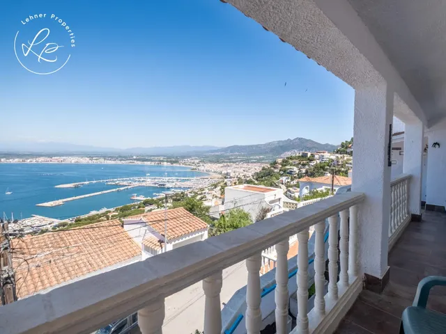 Espectacular casa con vistas al puerto de Roses - foto 5