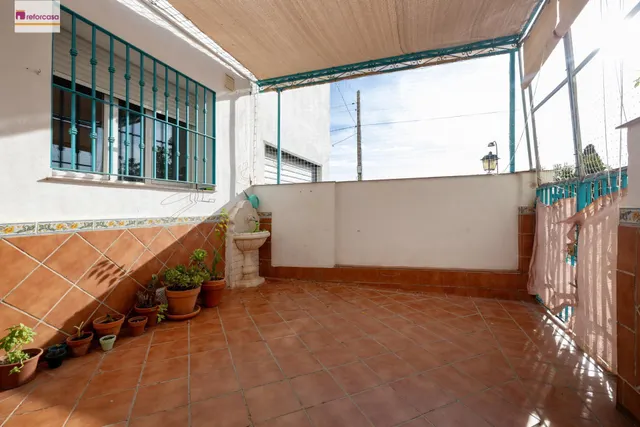 ¡Tu hogar soñado te espera en esta espectacular casa reformada! — 6