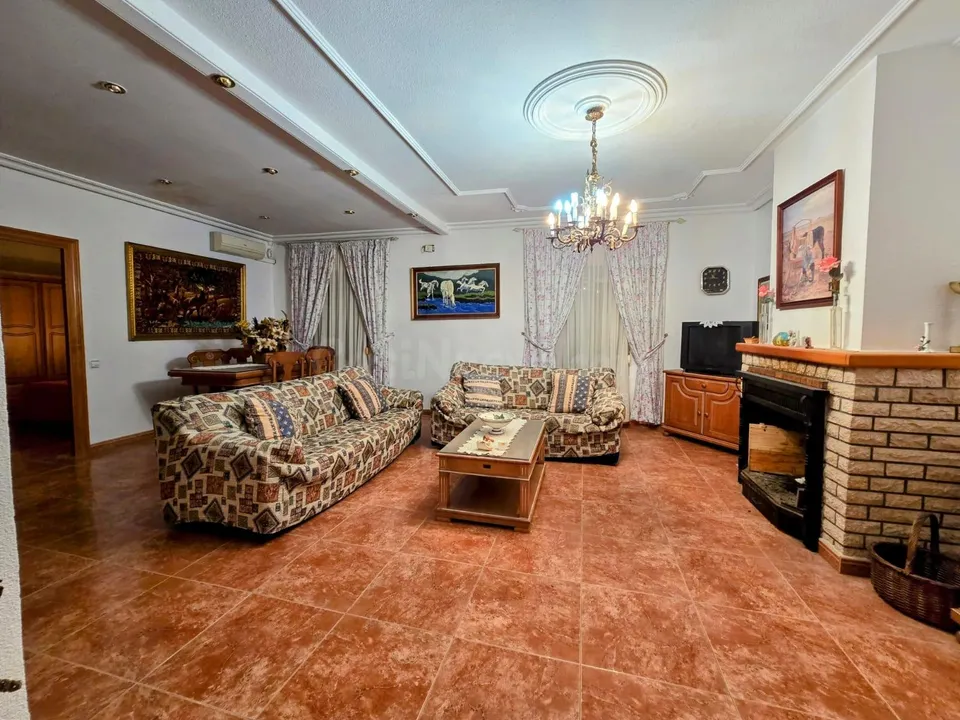 Se vende finca en Aspe