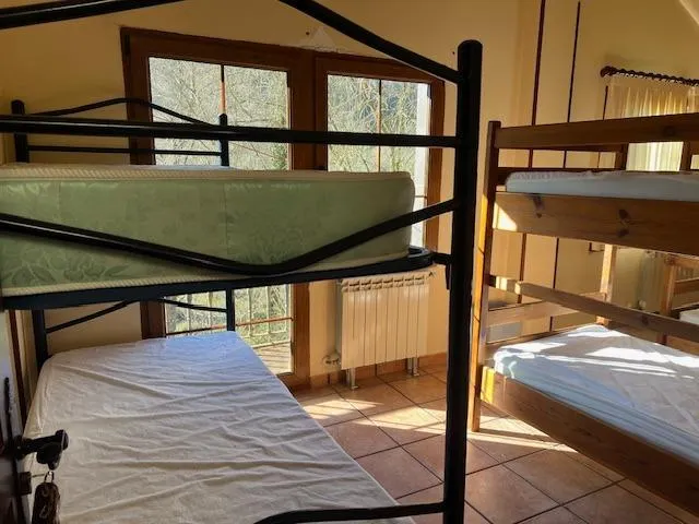 ALBERGUE — 27