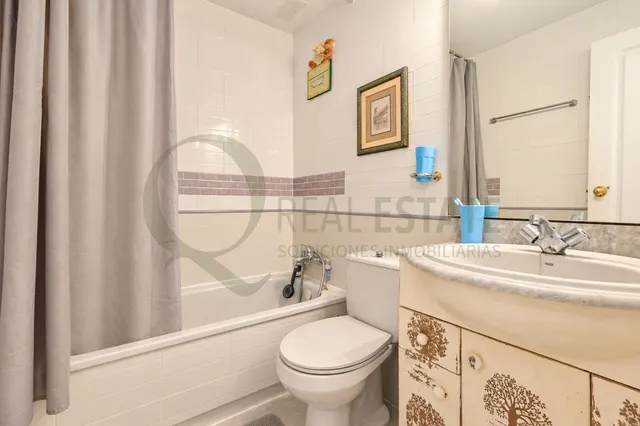 Chalet adosado con terrazas en Cabo de las Huertas, a pocos pasos del mar — 20