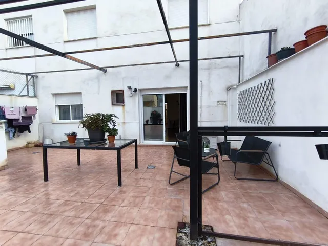 “Barbacoas, siestas y cenas bajo las estrellas: terraza de 90 m2” — 10
