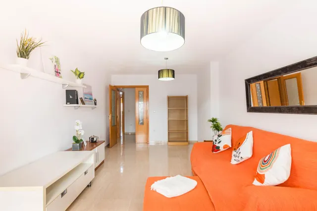 PISO EN ALCANTARILLA — 36