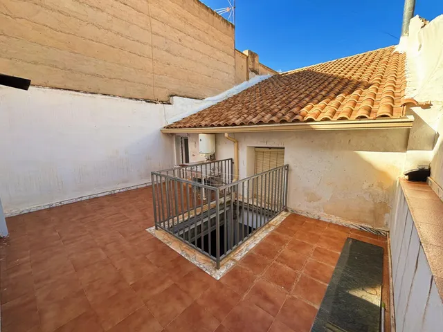 MAGNÍFICA CASA CON TERRAZA — 3