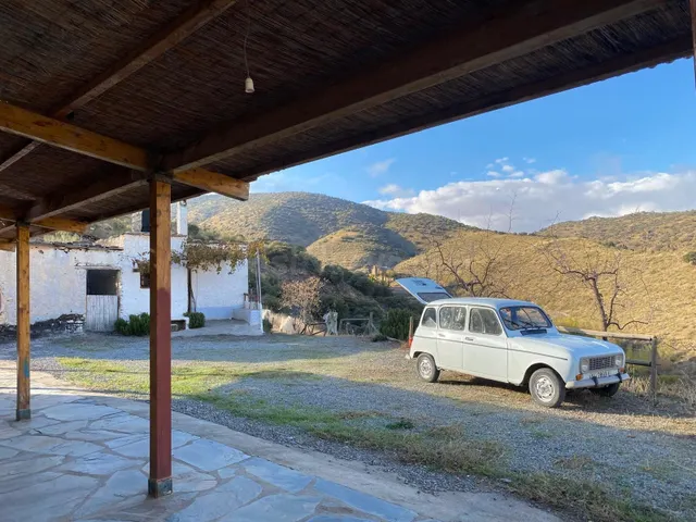 SE ALQUILA CASA EN PLENA SIERRA NEVADA ,TEMPORADA CORTA Y LA - foto 4
