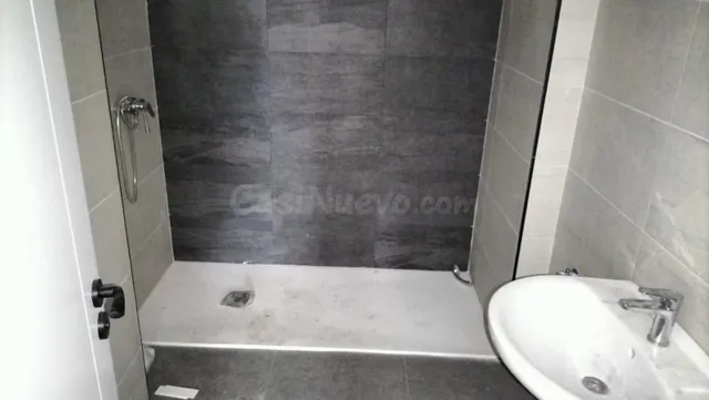 MONCASA VENDE PISOS A ESTRENAR EN PLANTA BAJA - foto 5