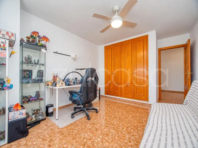 Ático en venta de 2 dormitorios y 2 baños en Gran Vía, Alicante — 35