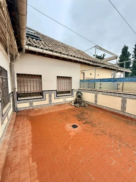 Amplio Piso en el Casco Histórico con Terraza y Garaje — 18
