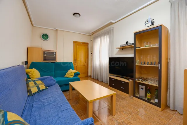 Apartamento de 1 dormitorio con garaje y piscina comunitaria