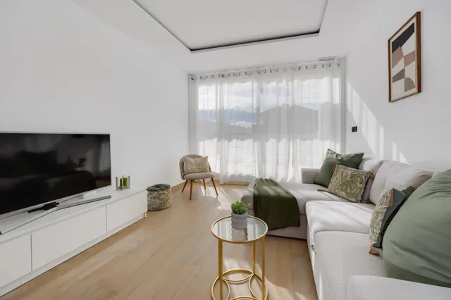 Villa moderna de 3 dormitorios con piscina privada en Aguas Nuevas, Torrevieja — 17