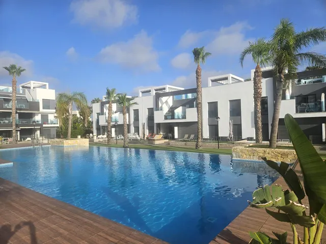 Apartamento 2 habitaciones 84m² en venta - EL RASO — 22
