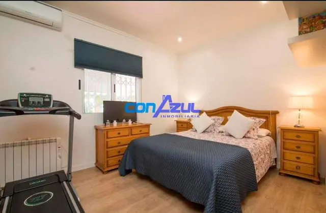 CHALET  A  UN PASO DE ELCHE, PLAYAS Y AEROPUERTO — 23