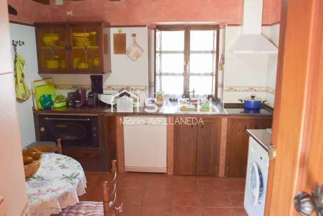 FABULOSA CASA DE PIEDRA TOTALMENTE REFORMADA — 32
