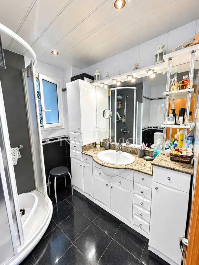 Piso en Venta en Horta — 7