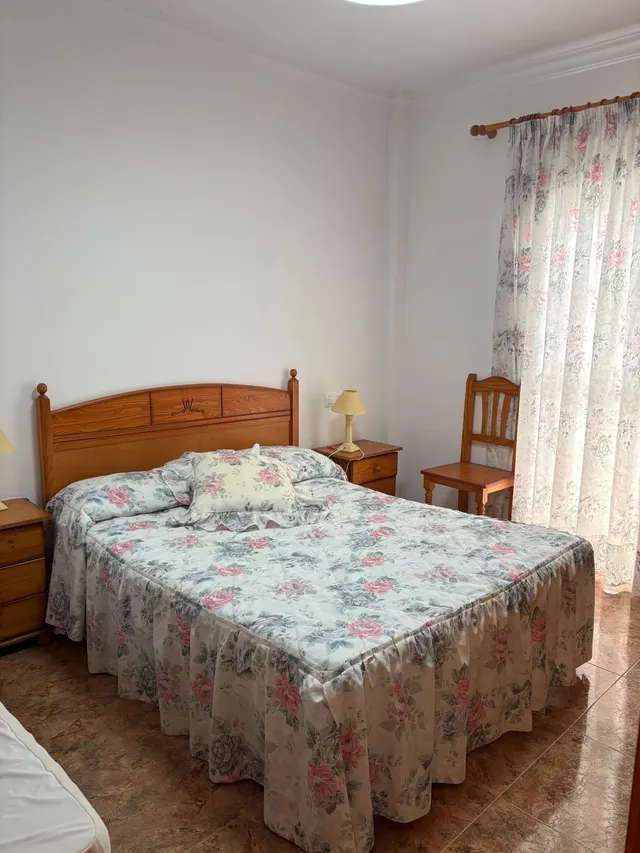 Casa  independiente en perfecto estado con terraza — 33