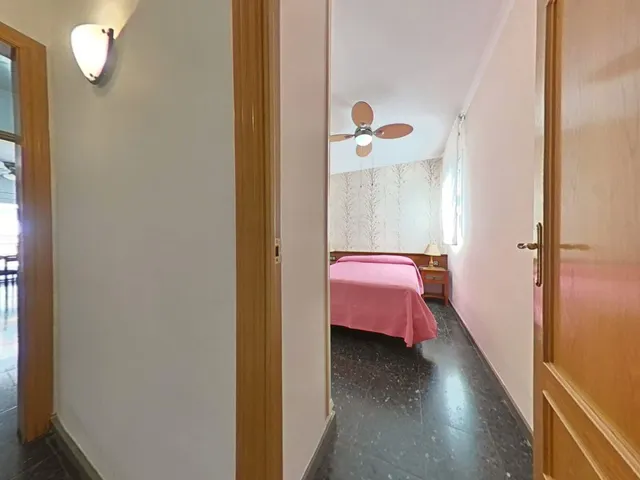 GRANDE PISO CALLE VALENCIA — 22