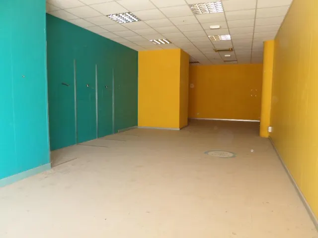 Espectacular local en Calle Juan Carlos I de Torre Pacheco de 337 m2 — 2