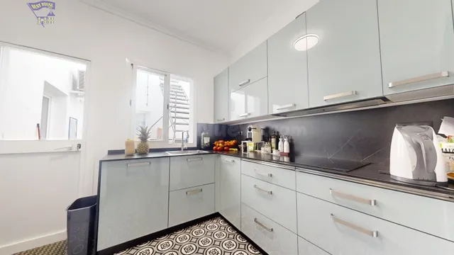 SE VENDE ESTUPENDA CASA EN EL CENTRO DE JEREZ DE LA FRONTERA - foto 2