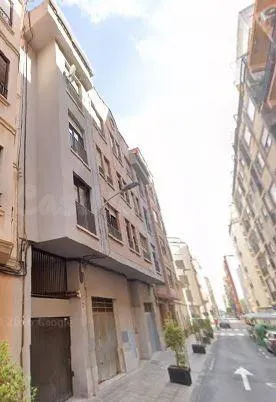 SE VENDE piso OKUPADO en Calle LEPANTO Nº 24 Castellón de la - foto 2