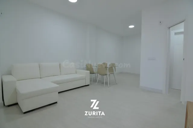 Apartamento tipo loft en Santa Rosa junto al Vial — 4