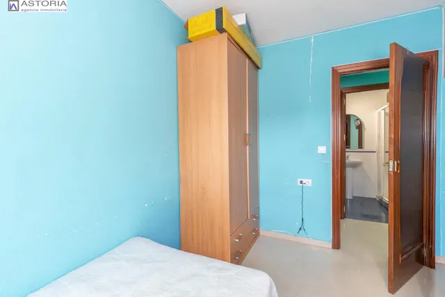 PISO VPO DE CUATRO DORMITORIOS CON GARAJE EN PADRE CLARET — 14