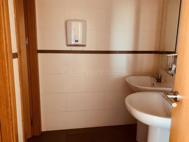 Oficina 870m² en alquiler - Centro - Santiponce