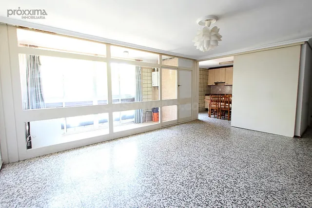 Amplio Piso en Nervión, Sevilla - Oportunidad de Inversión - foto 3