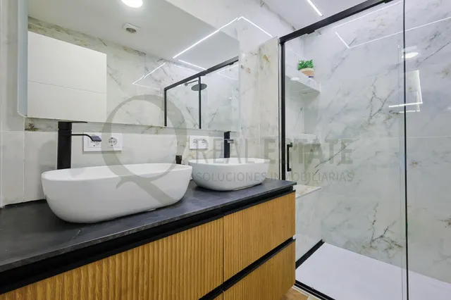 Ático con vistas al mar y solárium privado de 76 m2 en Coveta Fumá. — 25