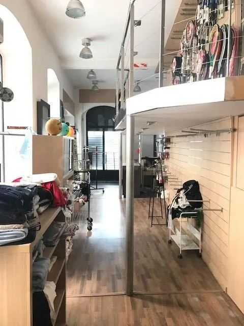 Excelente local comercial en Plaza de la Soledad