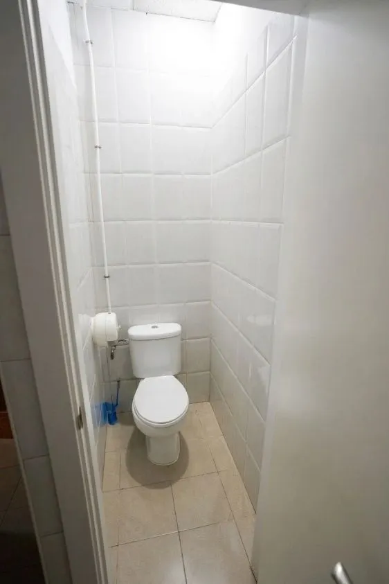 Local comercial de hostelería con gran terraza y salón de eventos en Guadiana. — 31