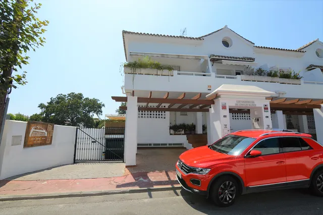 Garaje 2047m² en venta - Marbella — 6