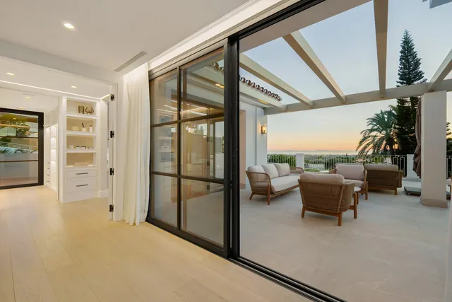 Chalet 5 habitaciones 483m² en venta - Costa Del Sol — 48