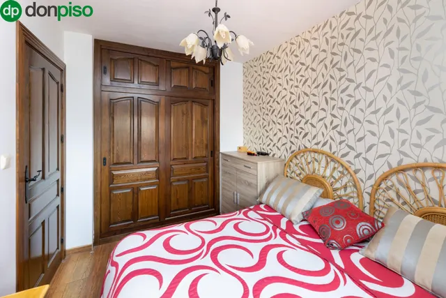VIVIENDA PAREADA EN MONTELUZ — 30