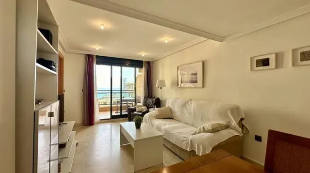 Piso renovado a pocos metros de la playa en la mejor área de Guardamar del Segura. — 3