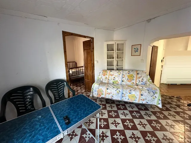 ATENCIÓN INVERSORES, CASA GRANDE CON 3 APARTAMENTOS EN EL PA - foto 3