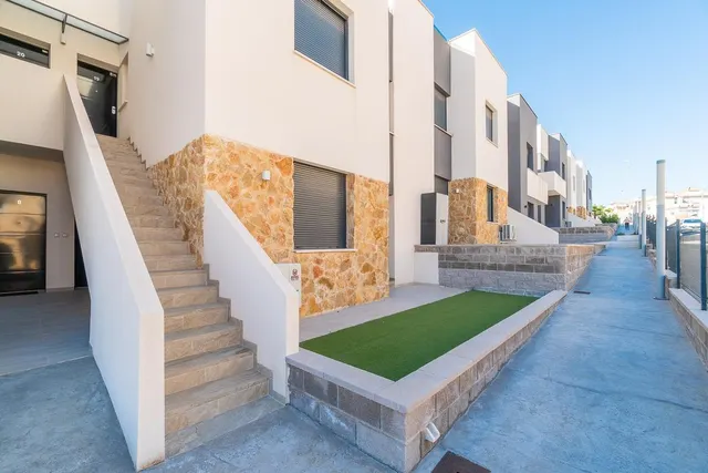 Atico con solarium en Orihuela Costa — 39