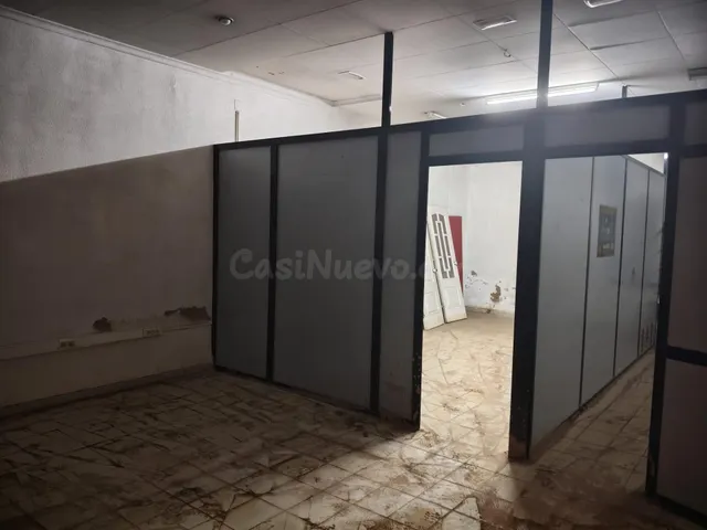 Local comercial en venta en Benetússer - foto 3