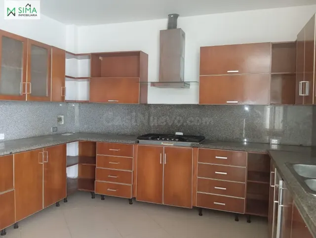 Casa 7 habitaciones 450m² en alquiler - Castillogrande - foto 5