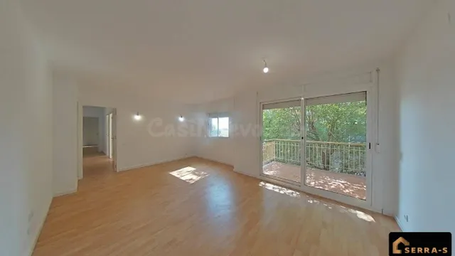 ¡IDEAL INVERSORES! Piso con alta rentabilidad garantizada en - foto 3