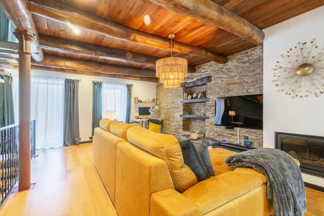 CASA CON ENCANTO EN LUGO — 39