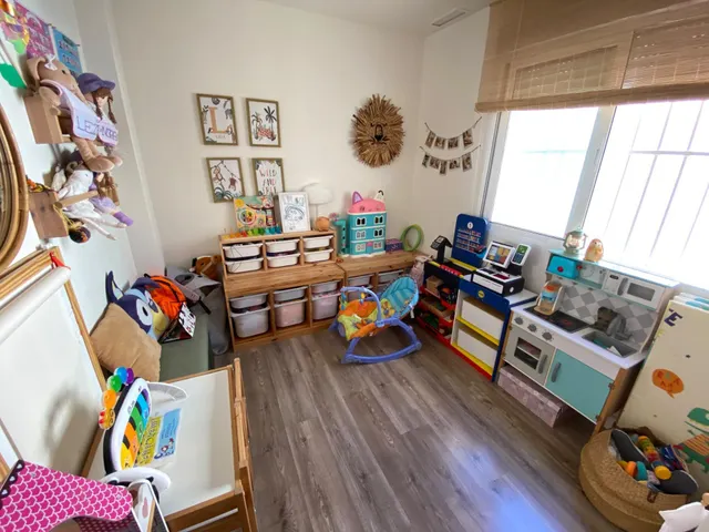 Ático de 3 Dormitorios y 2 Baños con Terraza privada en zona Sector V, Elche. — 15