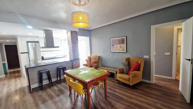Piso 3 habitaciones 110m² en alquiler - Ensanche - foto 4