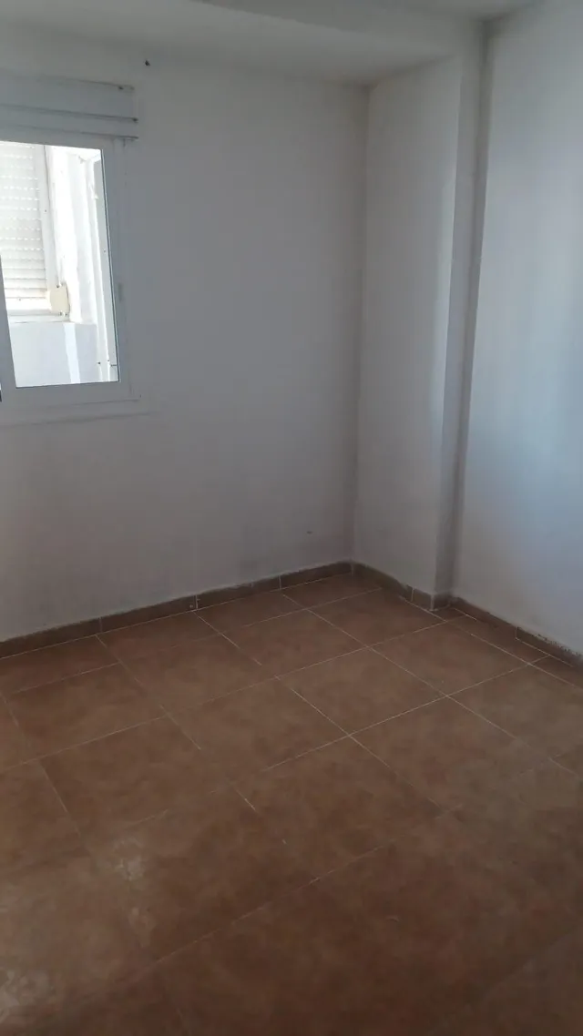 Piso con terraza, bien ubicado y SIN COMISIONES — 20