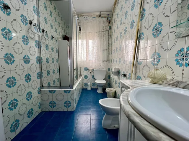 E. PISAZO DE 4 HAB. CON DOS TERRAZAS, DOS BAÑOS. — 18