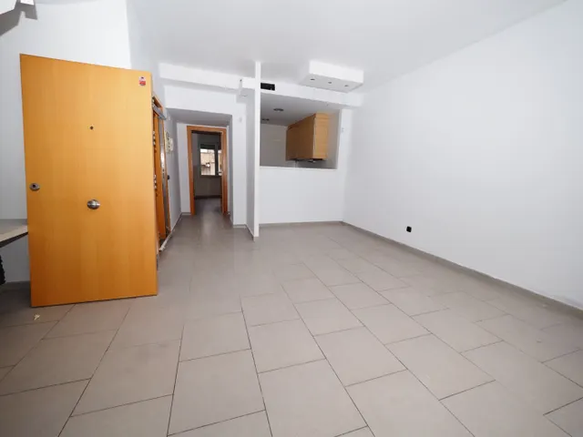 SE DÚPLEX PISO SEMI-NUEVO EN SABADELL, ZONA LA CREU DE BARBERA — 10