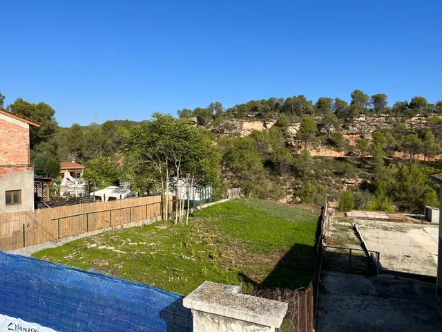 Solar en venda a LES GARRIGUES. — 2