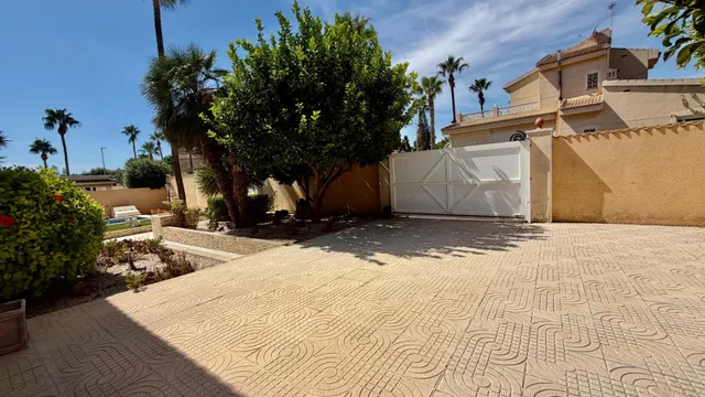 Villa 4 habitaciones 162m² en venta - Doña Pepa — 11