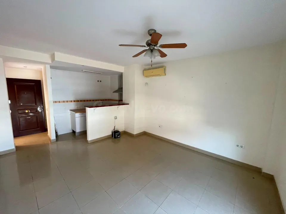 Venta de casa en Camas (Sevilla)