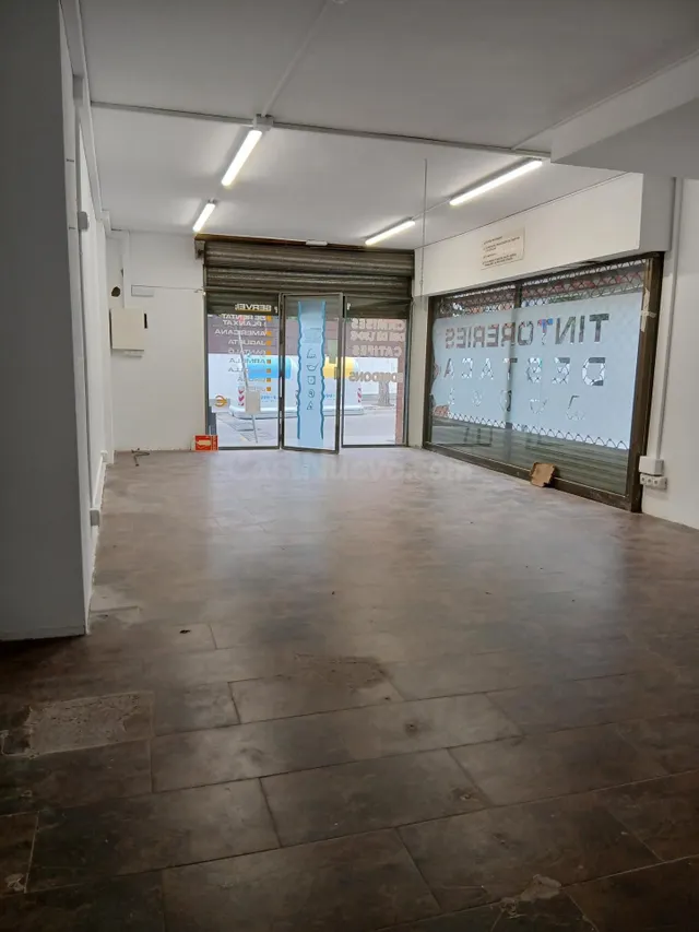 Local comercial esquinero - foto 4
