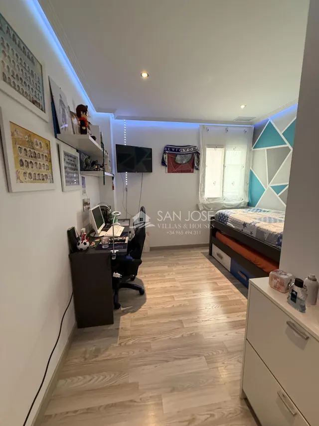 Amplio Piso  LUMINOSO en Monforte del Cid con GARAJE y TRASTERO Incluidos - — 11